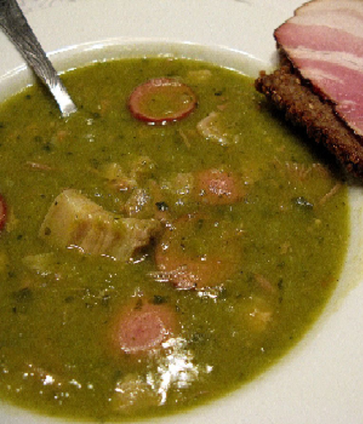 Hollandse erwtensoep met boerenrookworst