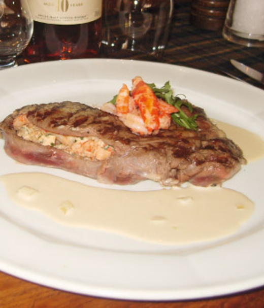 Dunoon Steak gevuld met kreeftworstjes
