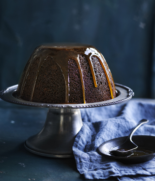 Sticky dadelcake met spiced rum